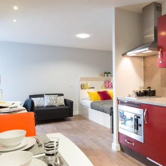 Premium Studio - Image 1